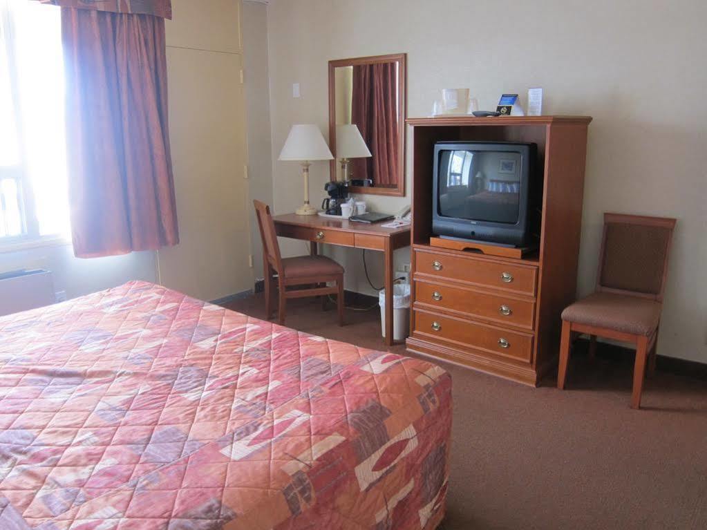 Plaza Downtown 3* Ottawa
